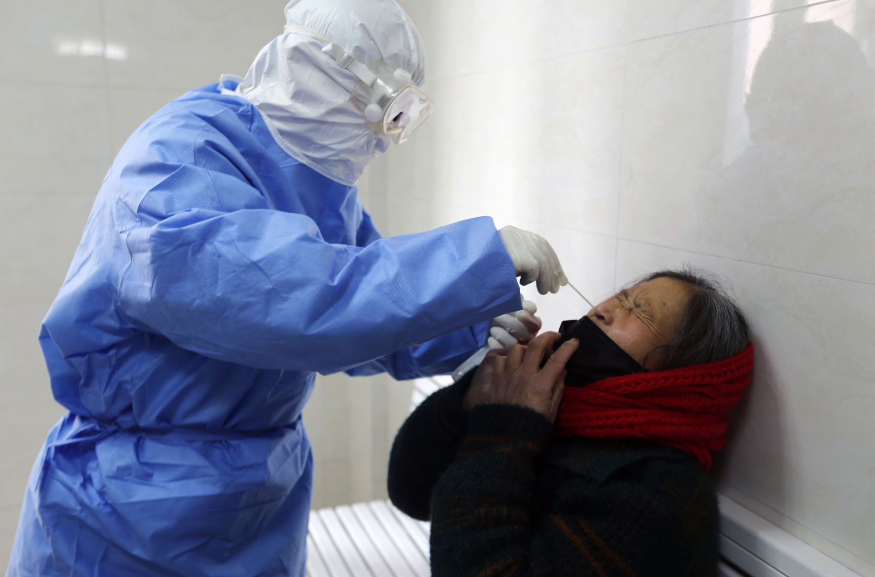 APTOPIX China Outbreak